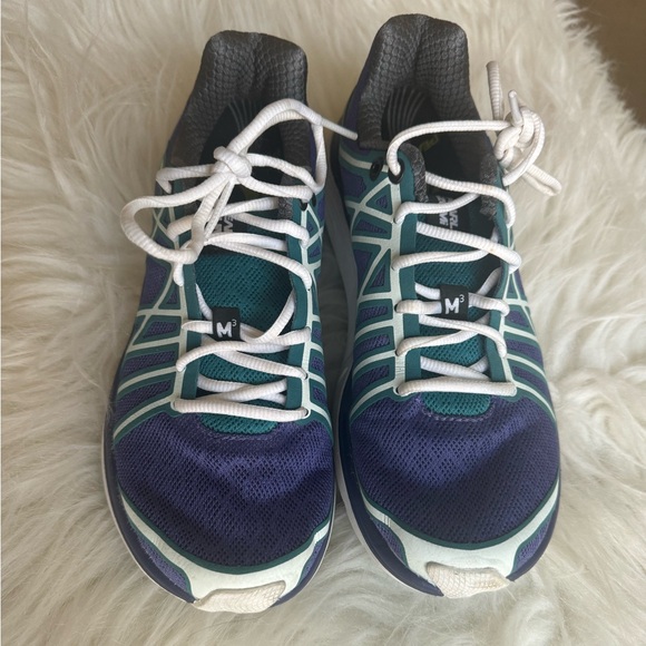 Size 9 - Pearl Izumi Women's EM Road M 3
V2 Running Shoe Women's Sport Shoes - Picture 5 of 10